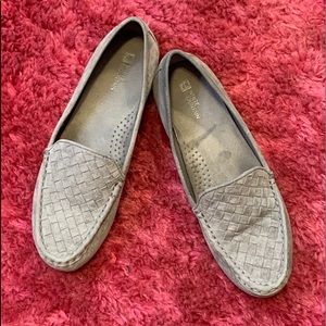 White Mountain Suede Driving Shoes